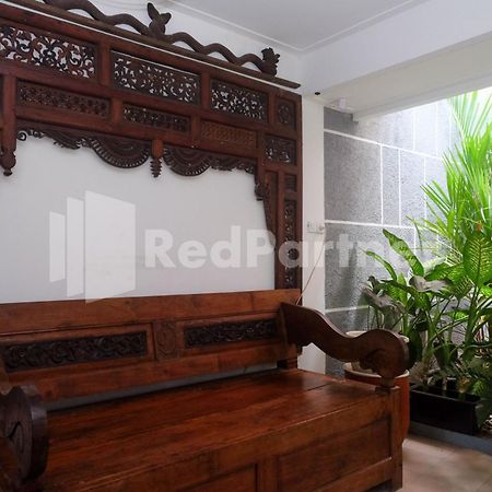 Ndliman House Near Ugm Jogja Mitra Reddoorz Kejayan Exterior foto