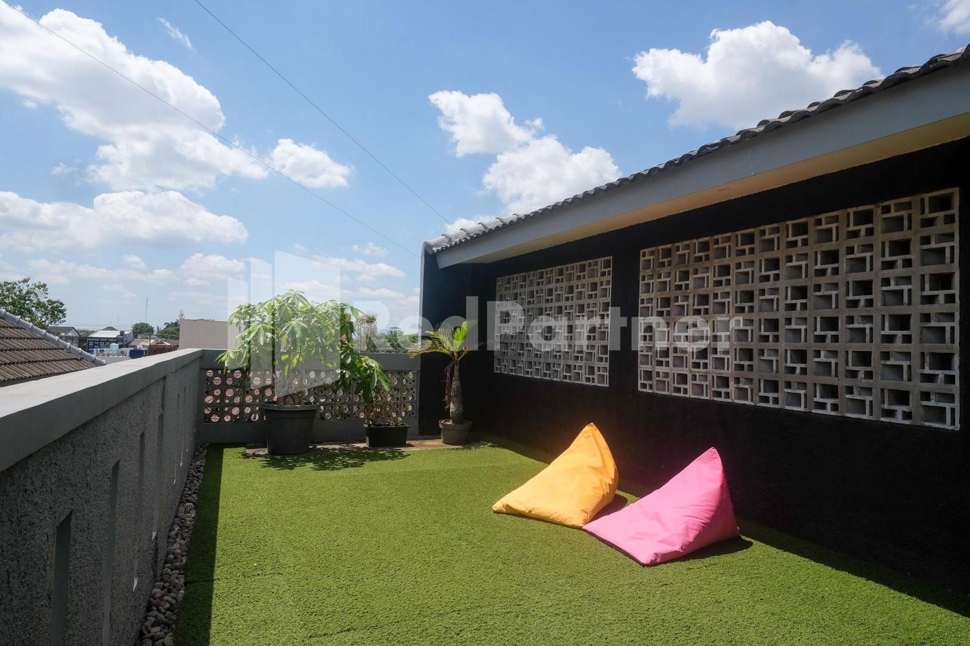 Ndliman House Near Ugm Jogja Mitra Reddoorz Kejayan Exterior foto