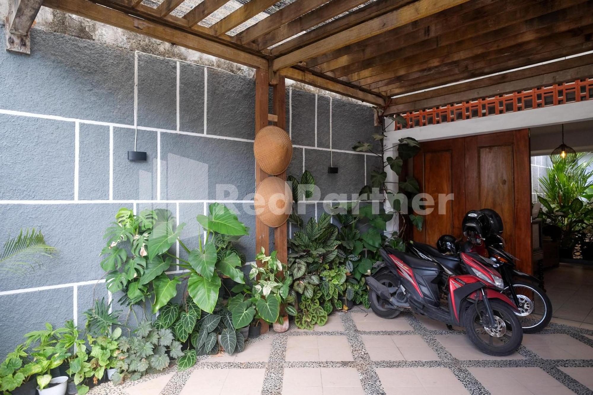 Ndliman House Near Ugm Jogja Mitra Reddoorz Kejayan Exterior foto